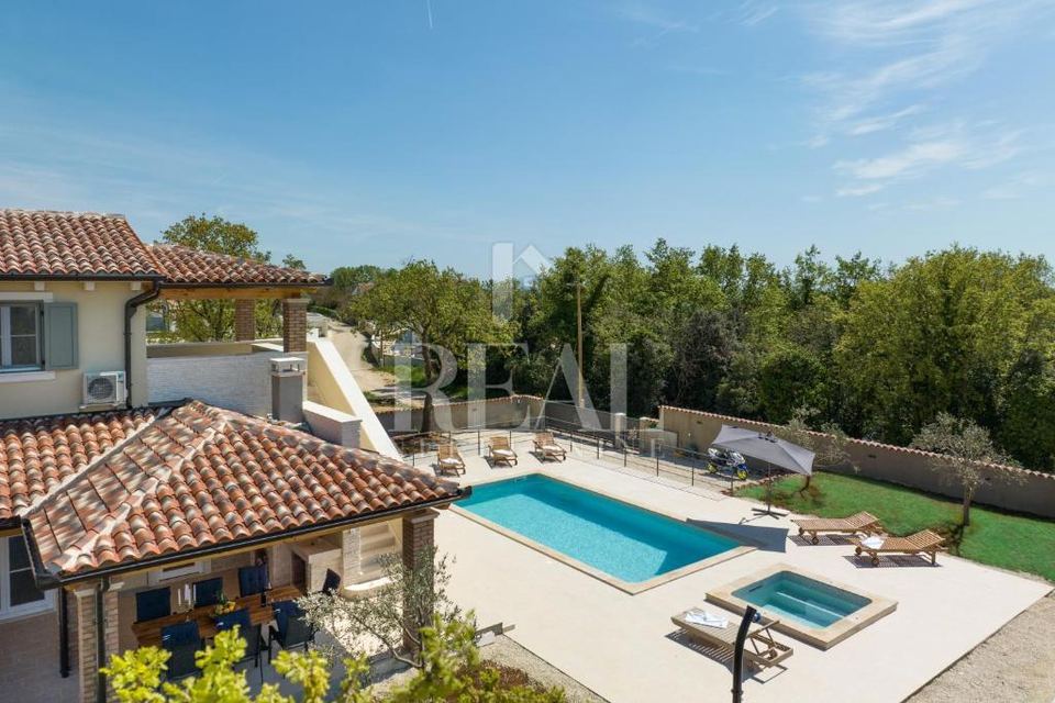 Casa u Marčani, 300m², 4 sobe, slika 4