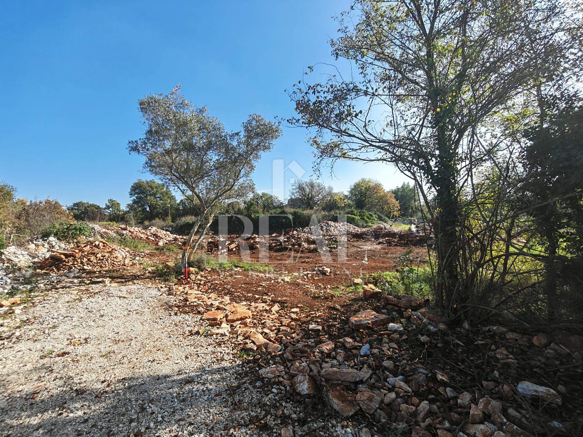 Terreno u Svetvinčenatu, 351m²