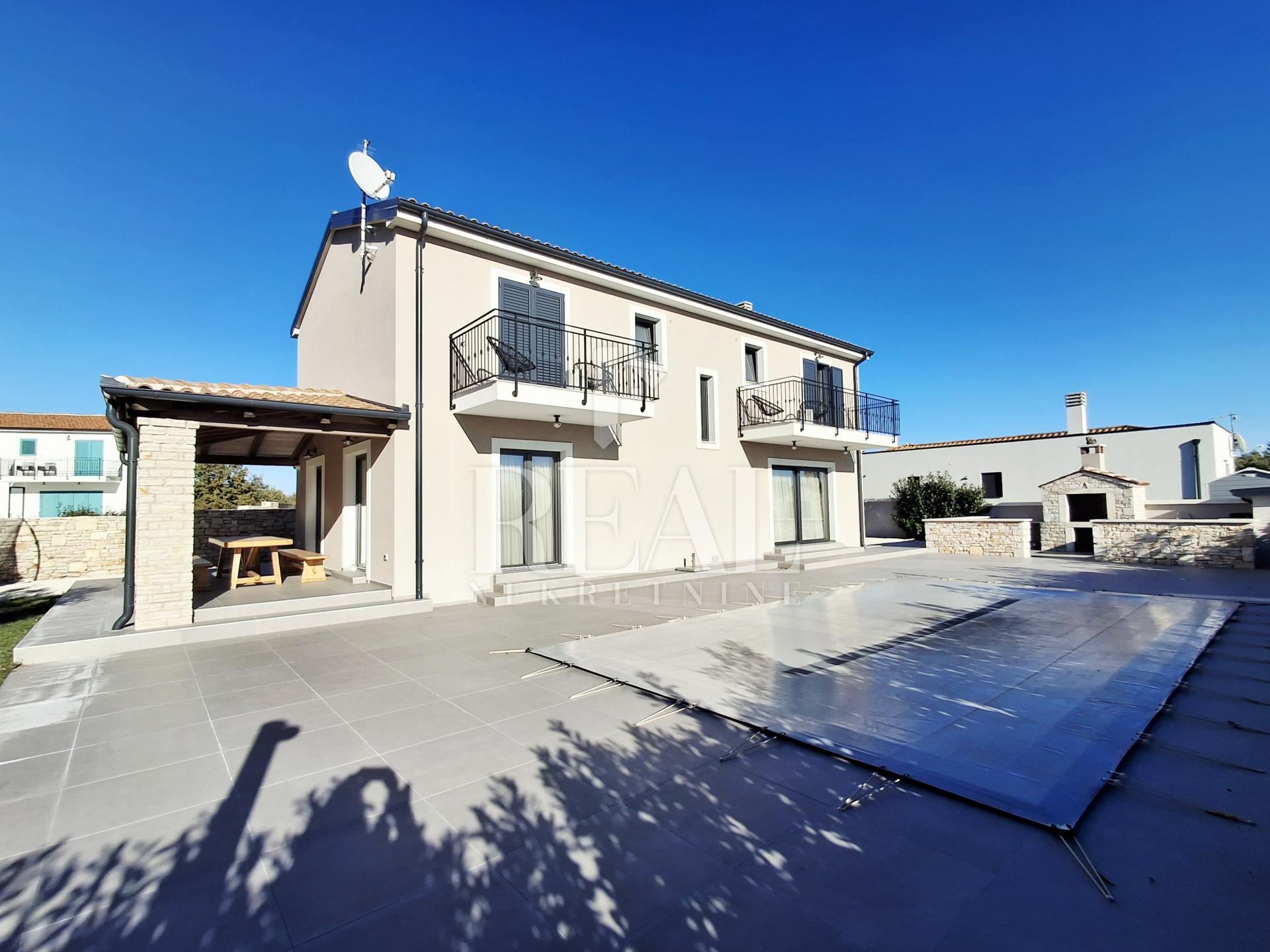 Casa u Žminju, 200m², 4 sobe