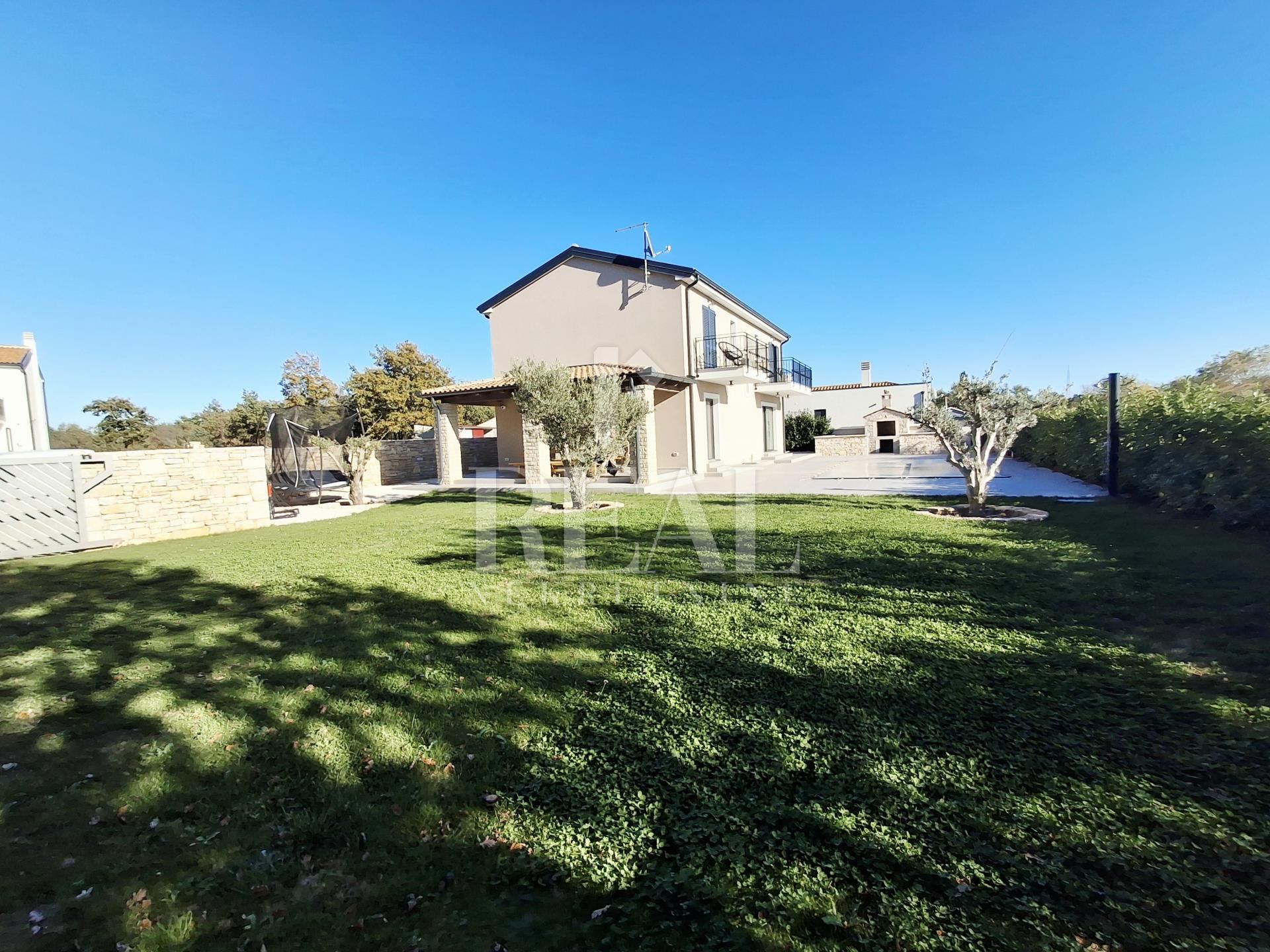 Haus u Žminju, 200m², 4 sobe, slika 5
