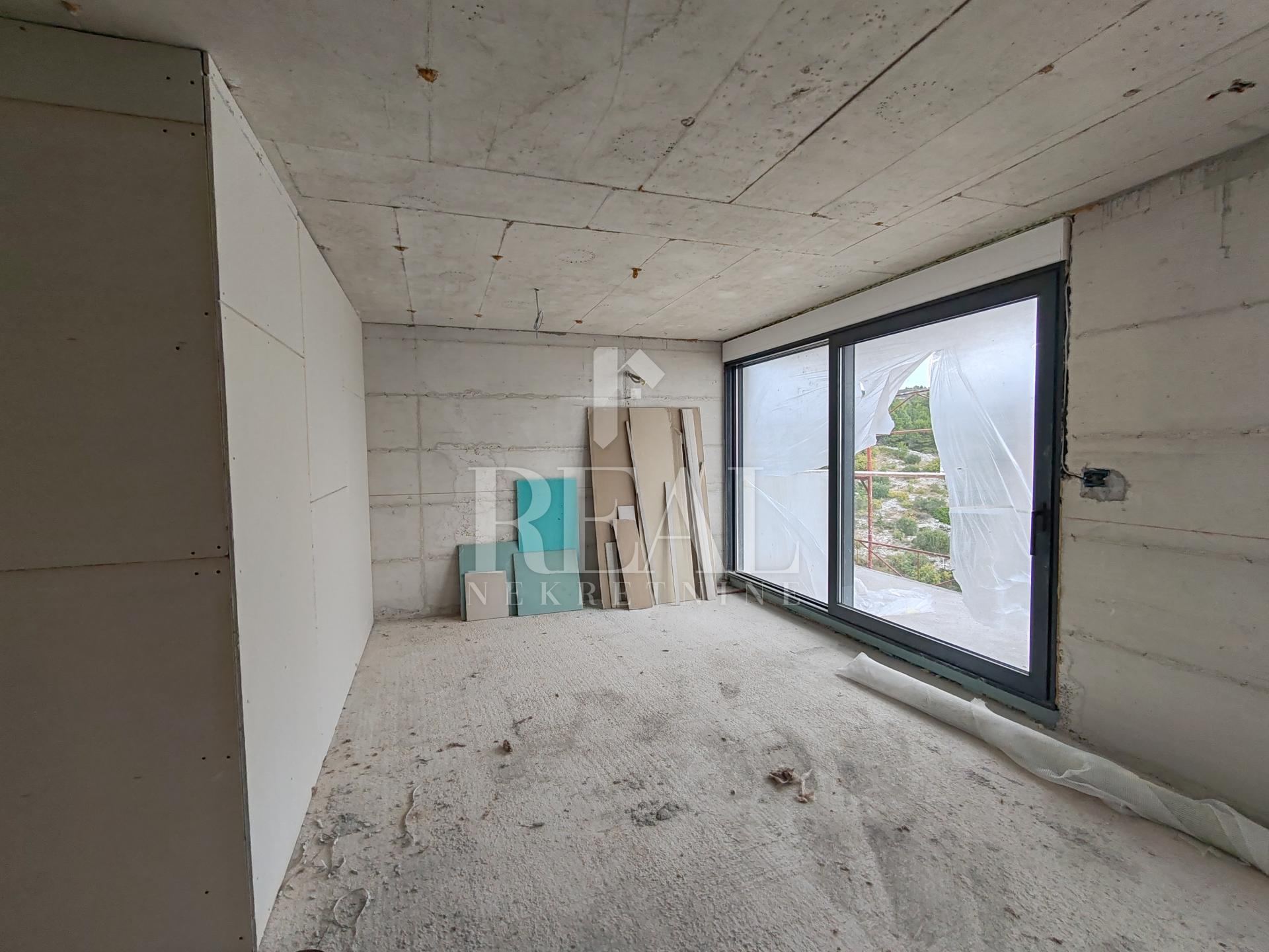 Wohnung u Primoštenu, 62m², 2 sobe