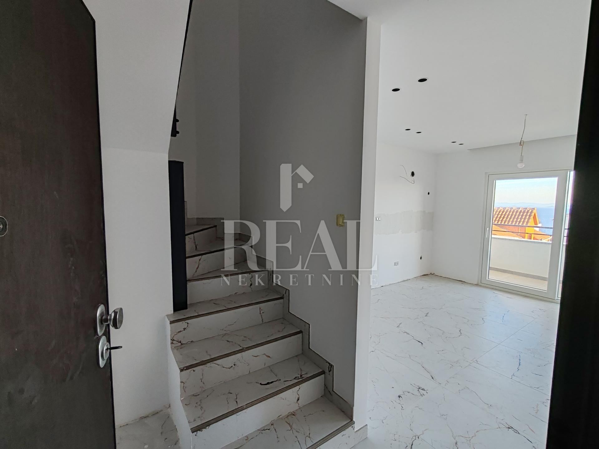 Stan u Okrugu, 92m², 2 sobe, slika 4