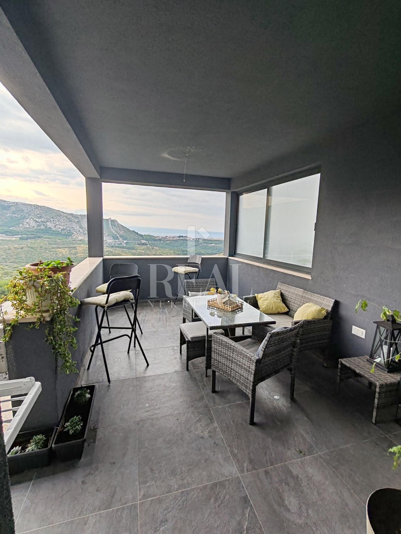 Wohnung u Klisu, 107m², 2 sobe