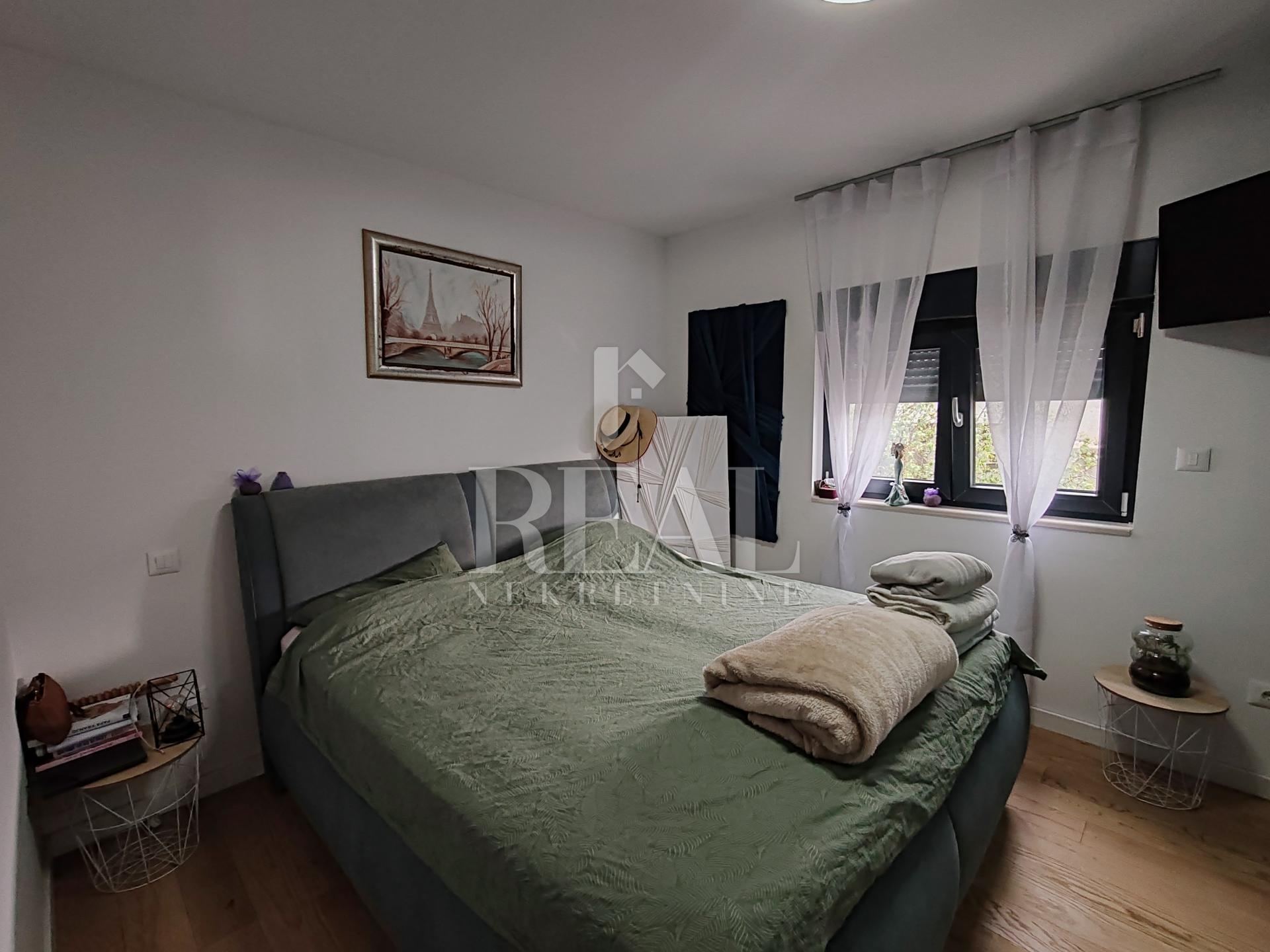 Wohnung u Klisu, 107m², 2 sobe, slika 4