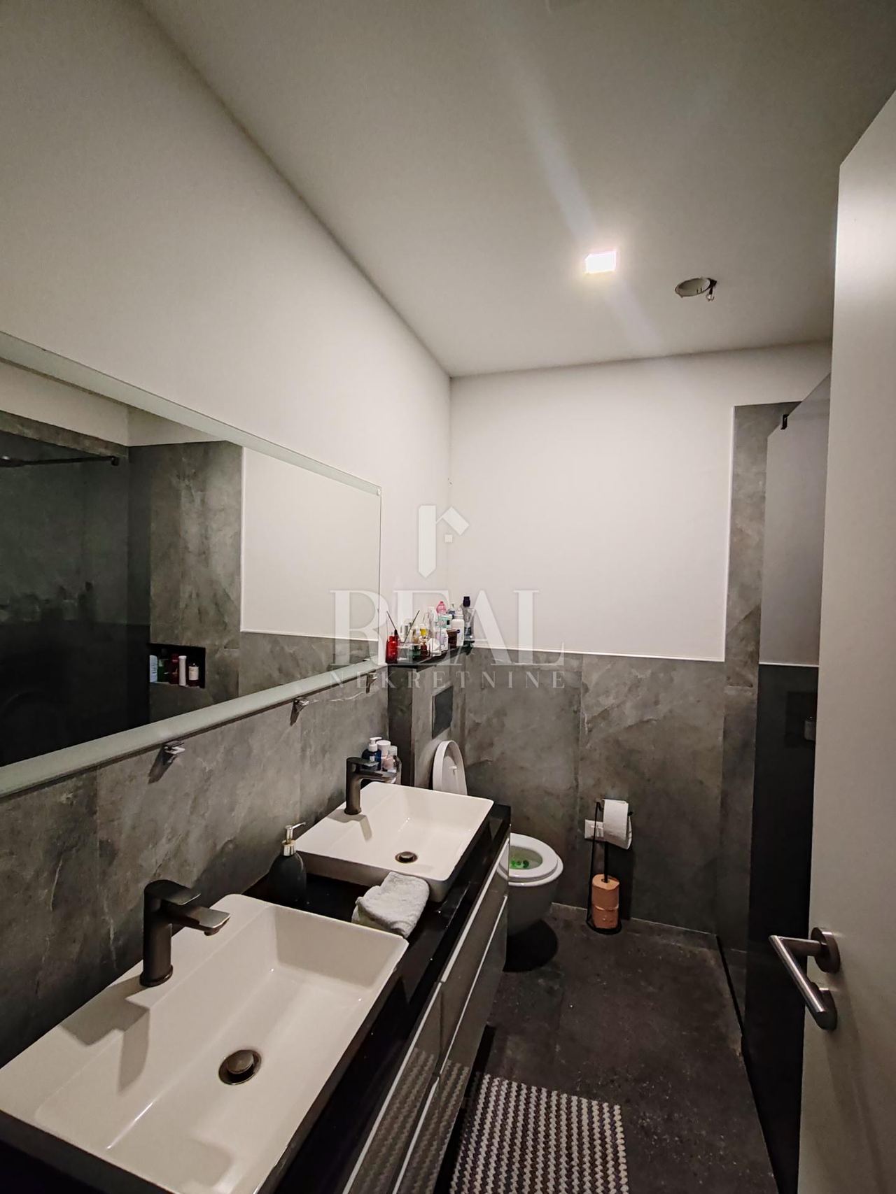 Wohnung u Klisu, 107m², 2 sobe, slika 5