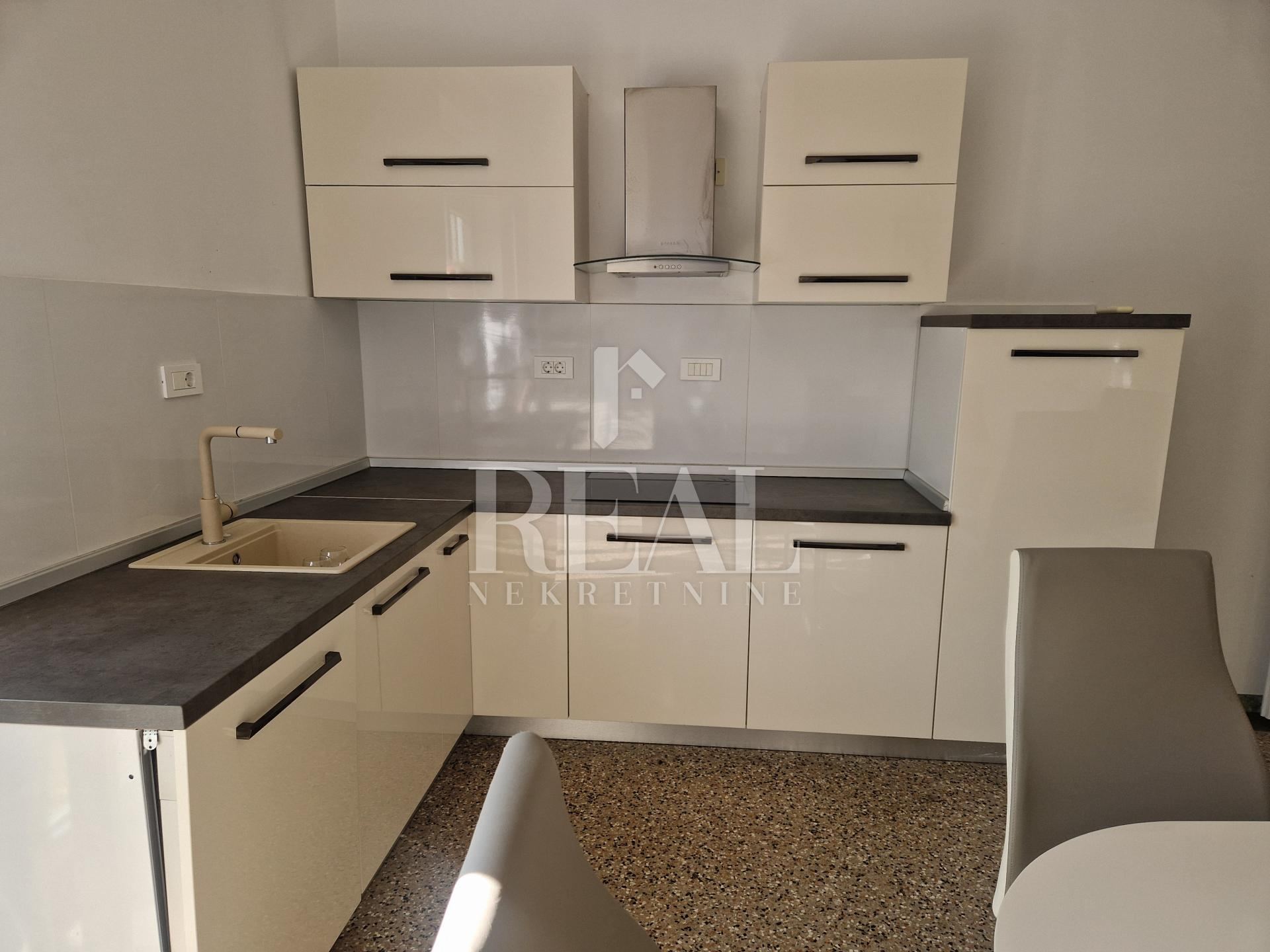 Wohnung u Rijeci, 114.08m², 4 sobe, slika 2