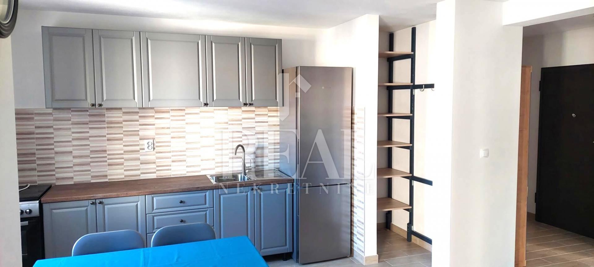 Apartment u Ližnjanu, 55m², 1 soba, slika 2
