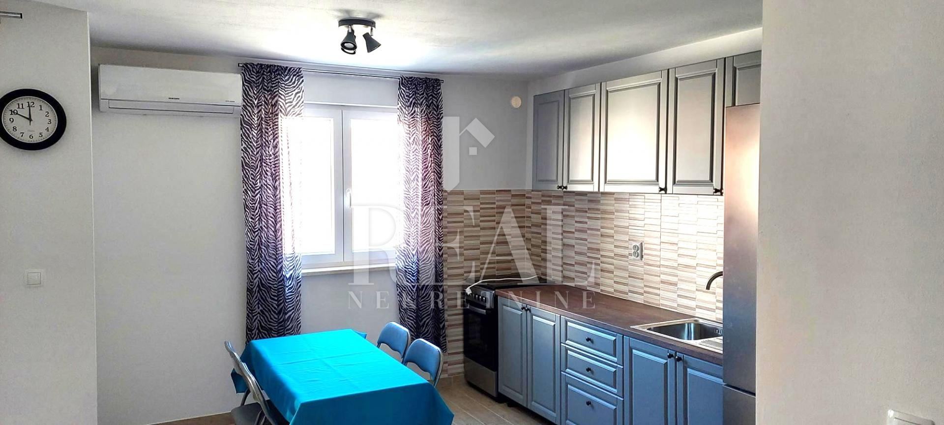 Apartment u Ližnjanu, 55m², 1 soba, slika 3