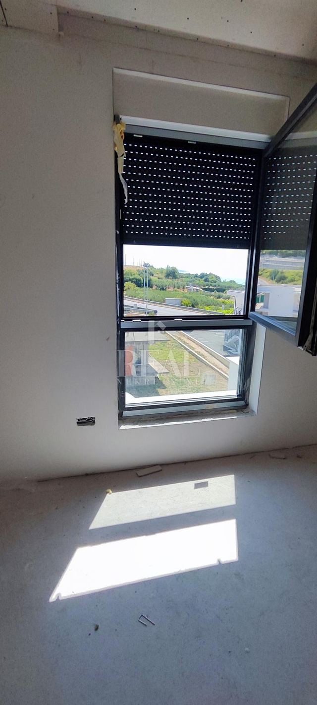 Apartment u Trogiru, 200m², 3 sobe, slika 4