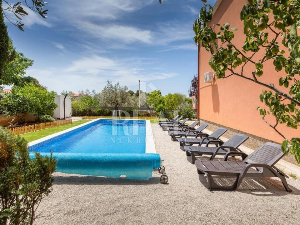 House u Fažani, 165m², 4 sobe, slika 3