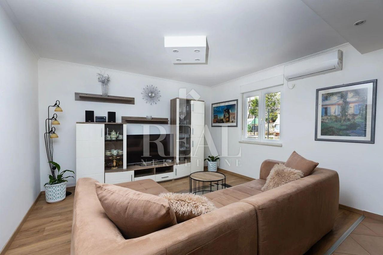 Appartamento u Rijeci, 147.5m², 4 sobe, slika 2