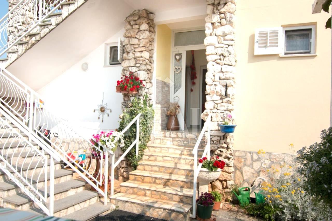 Casa u Fažani, 220m², 7 soba, slika 3