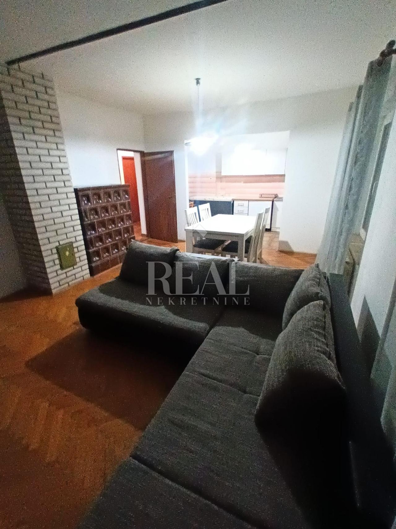 Stan u Pagu, 106m², 3 sobe, slika 2