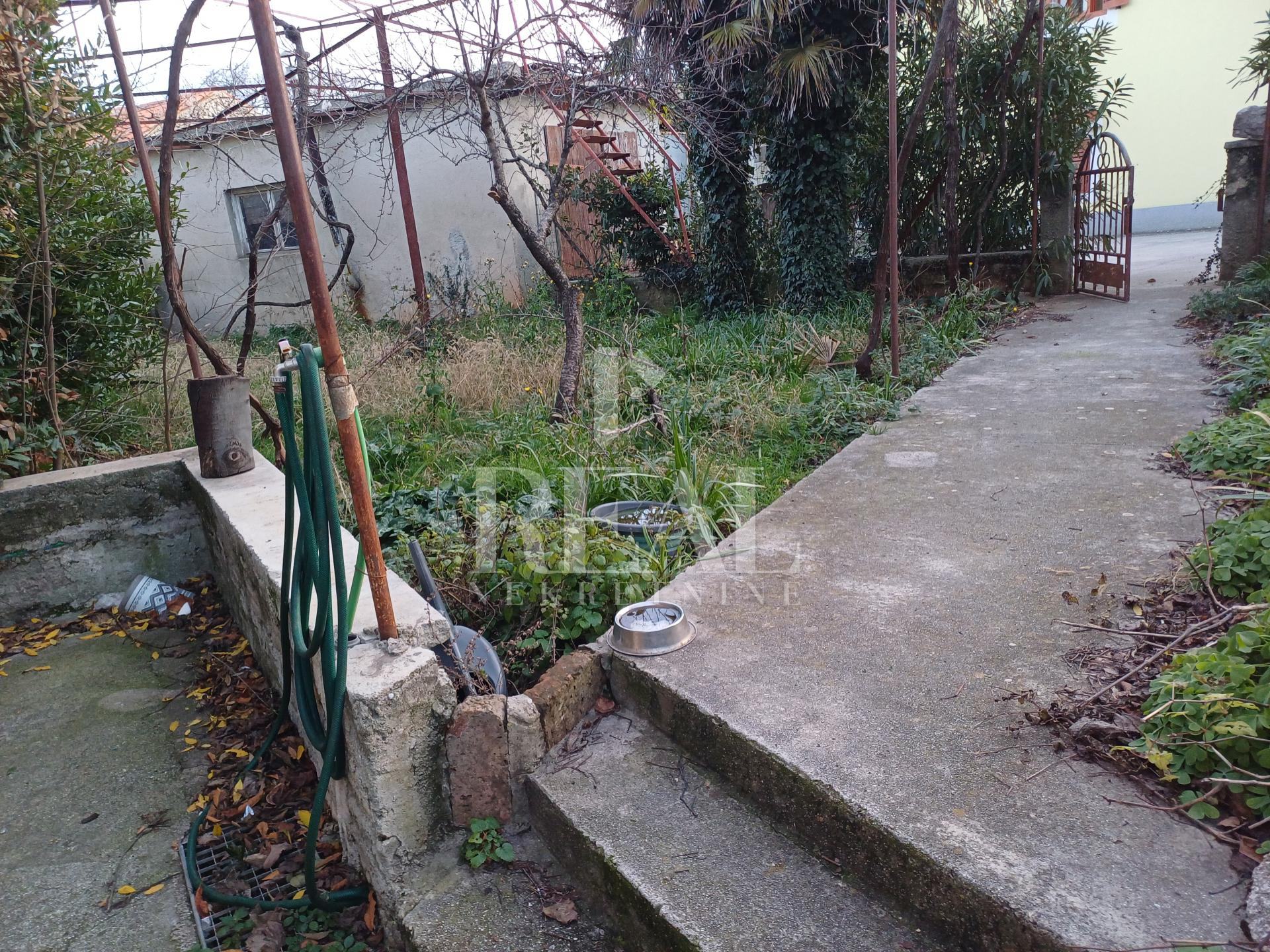 Casa u Krku, 160m², 5 soba, slika 2
