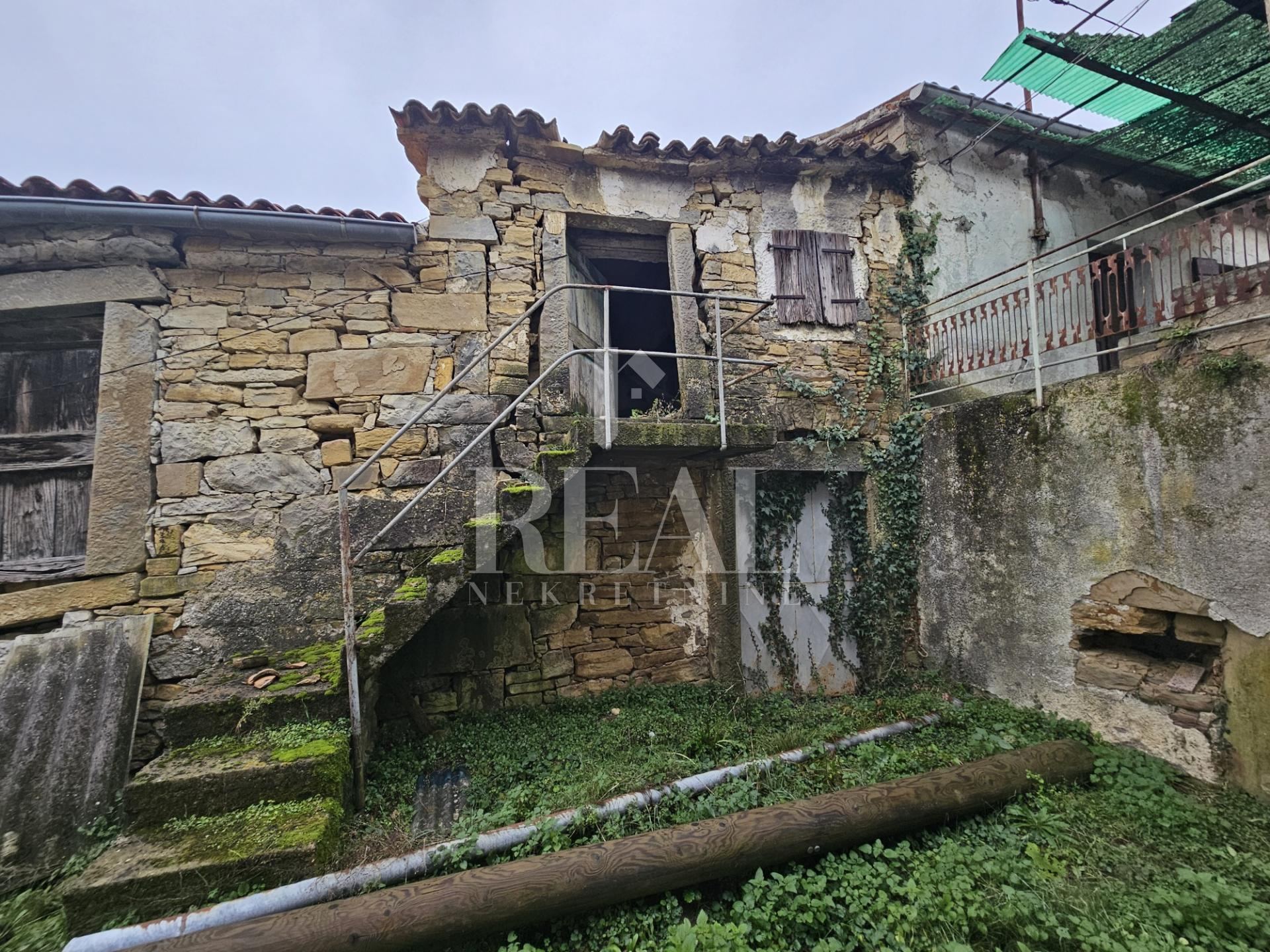 House u Buzetu, 120m², 2 sobe, slika 2