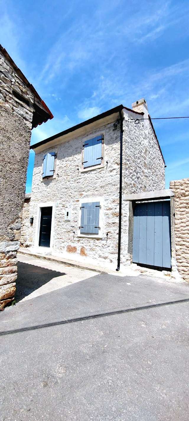 Casa u Vodnjanu, 69m², 2 sobe