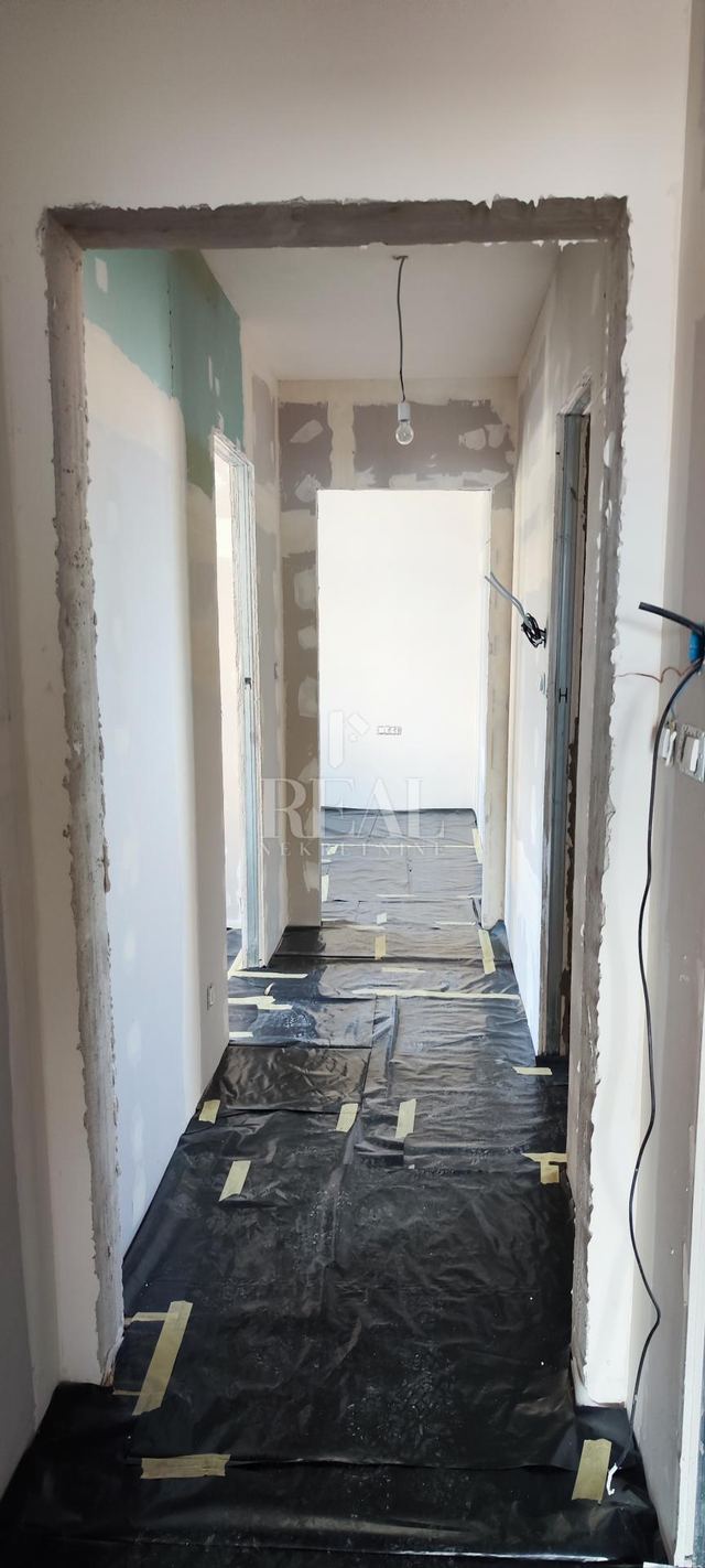 Stan u Segetu, 92m², 3 sobe, slika 3