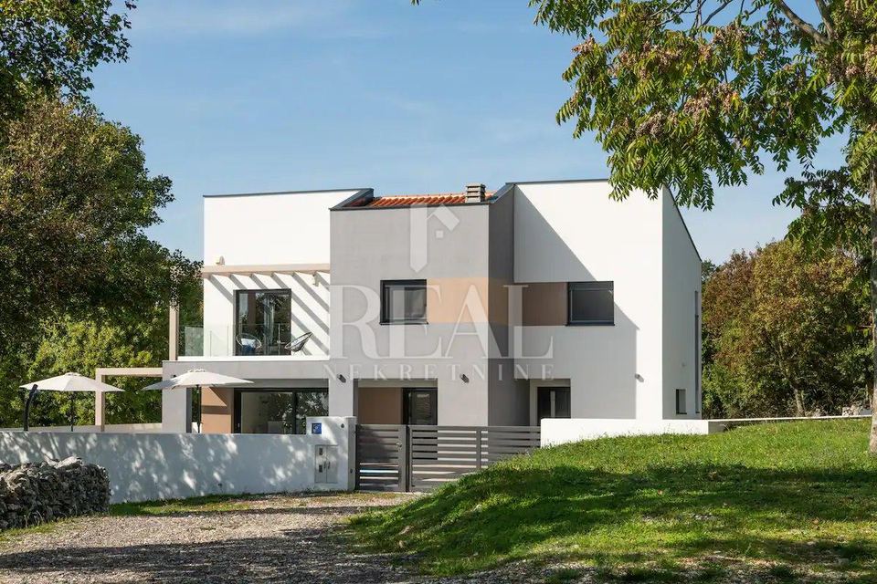 Haus u Barbanu, 112m², 3 sobe, slika 2