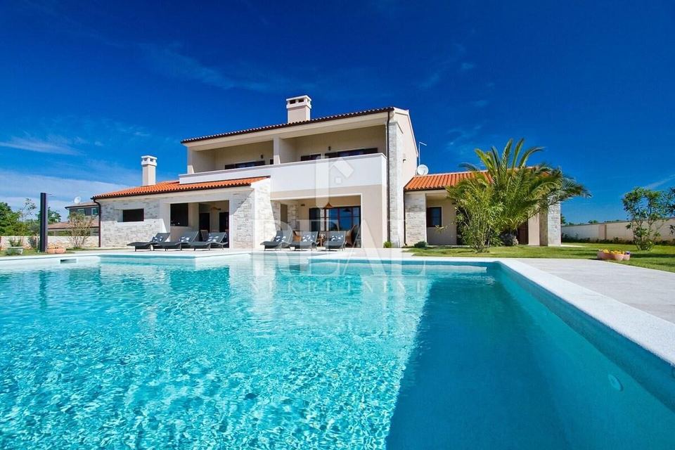 Casa u Svetvinčenatu, 400m², 3 sobe, slika 3