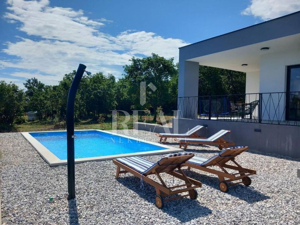 Casa u Marčani, 110m², 3 sobe, slika 4