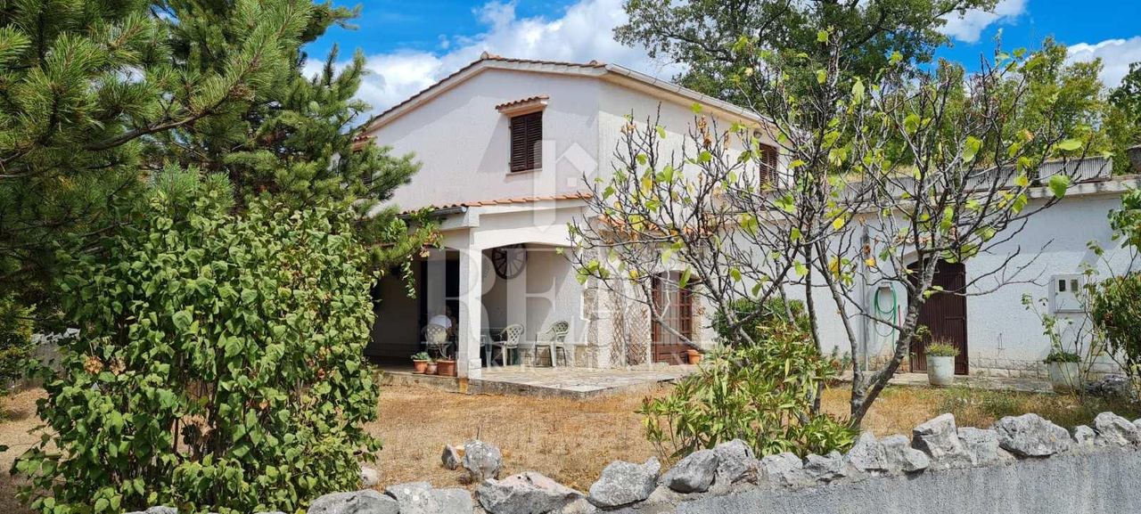 Casa u Dobrinju, 132m², 3 sobe, slika 2