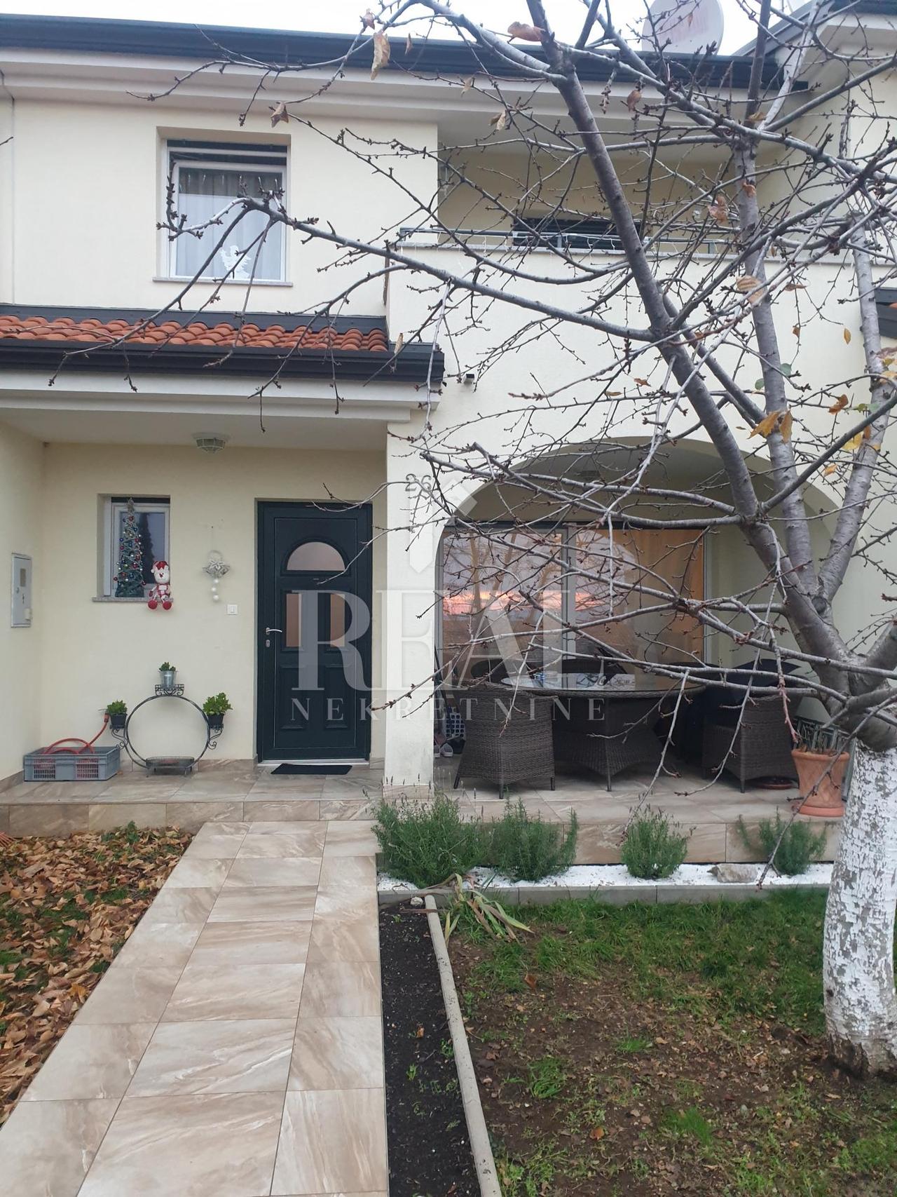 Stan u Kostreni, 111.31m², 3 sobe, slika 2