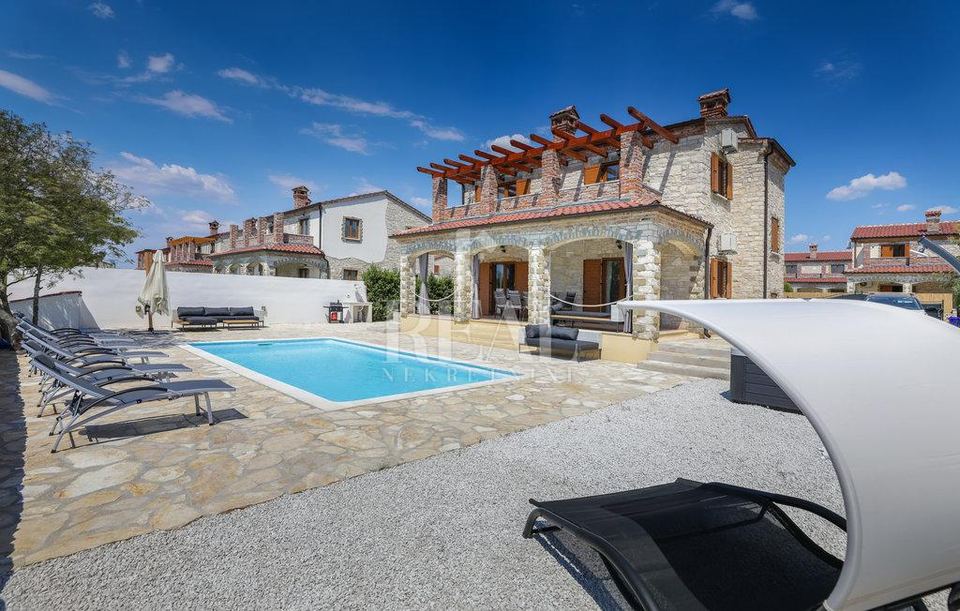 Casa u Svetvinčenatu, 155m², 4 sobe, slika 3