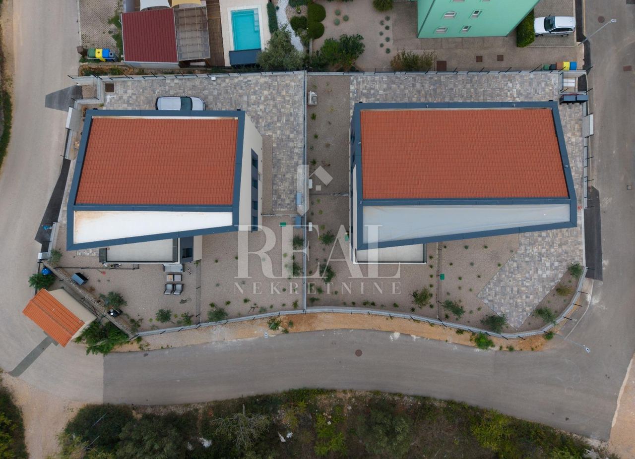 Stan u Krku, 141m², 3 sobe, slika 3
