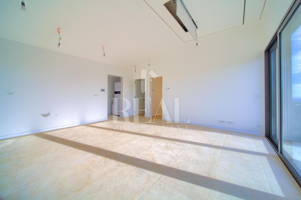 Apartment u Krku, 116m², 2 sobe, slika 4