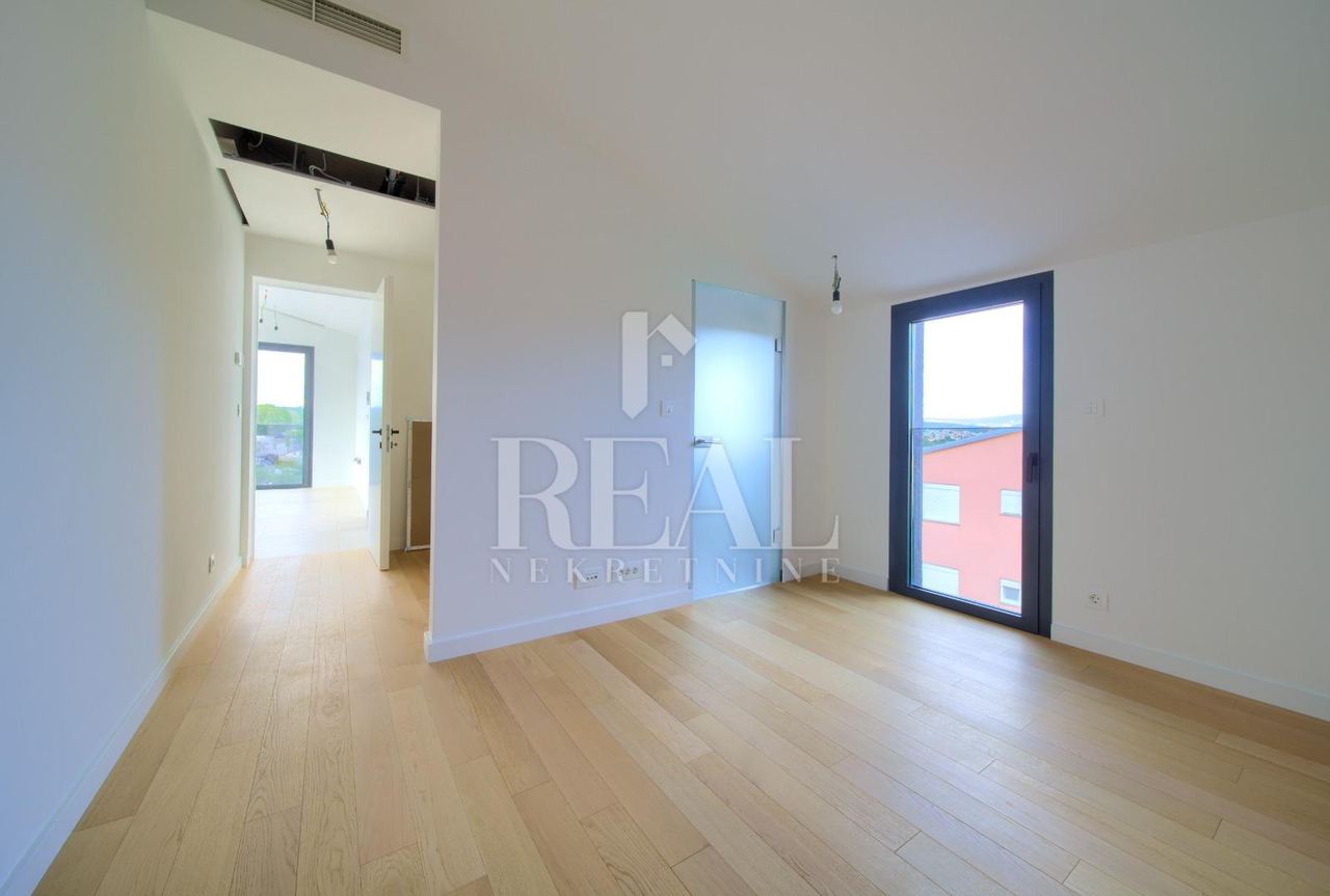 Stan u Krku, 79.21m², 2 sobe, slika 5