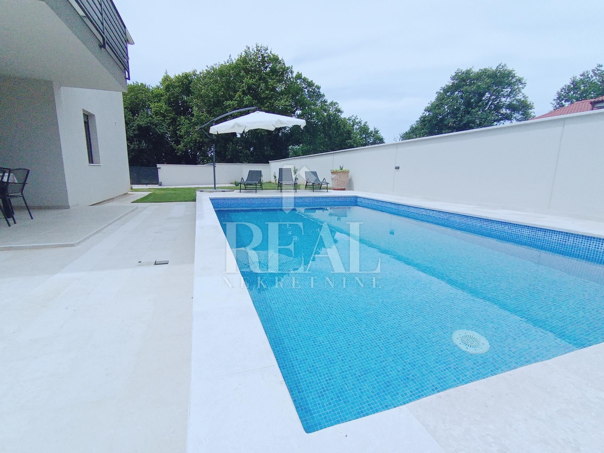 Kuća u Medulinu, 170m², 3 sobe, slika 3
