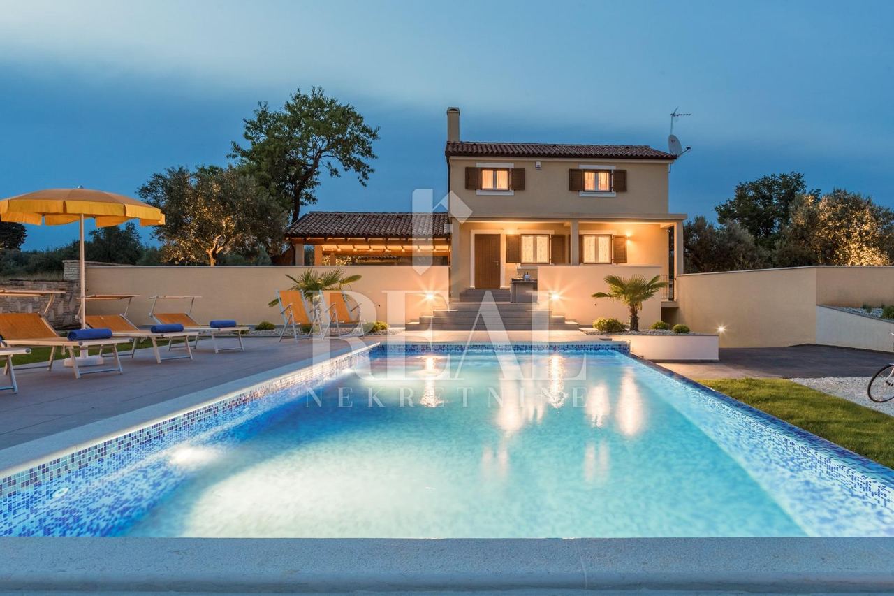 Kuća u Fažani, 180m², 3 sobe, slika 2