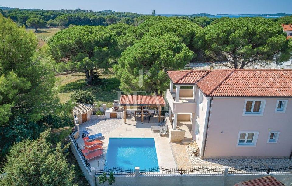 Casa u Fažani, 240m², 4 sobe