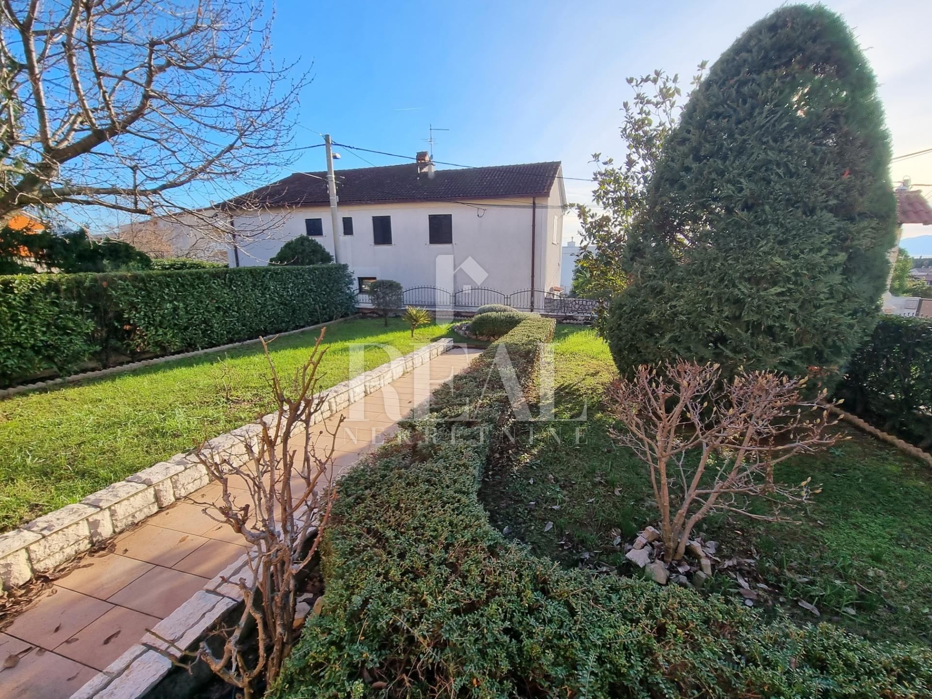 Casa u Rijeci, 360m², 4 sobe, slika 2