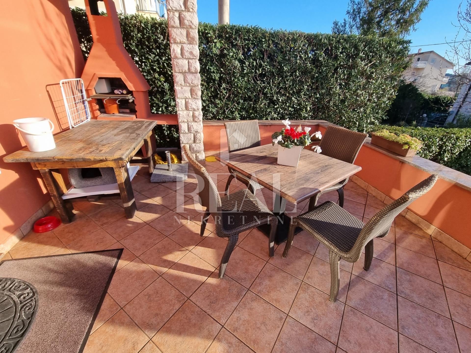 Casa u Rijeci, 360m², 4 sobe, slika 5