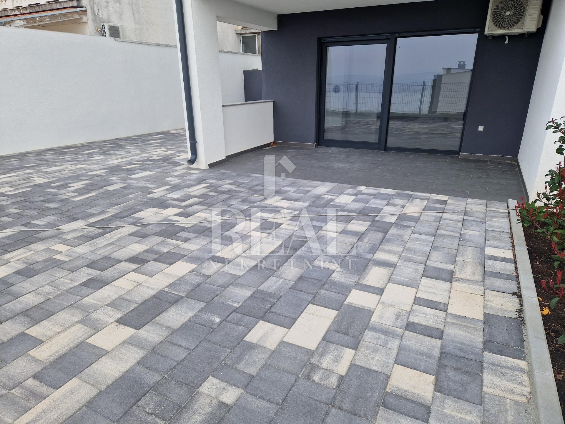 Stan u Crikvenici, 113m², 2 sobe, slika 2