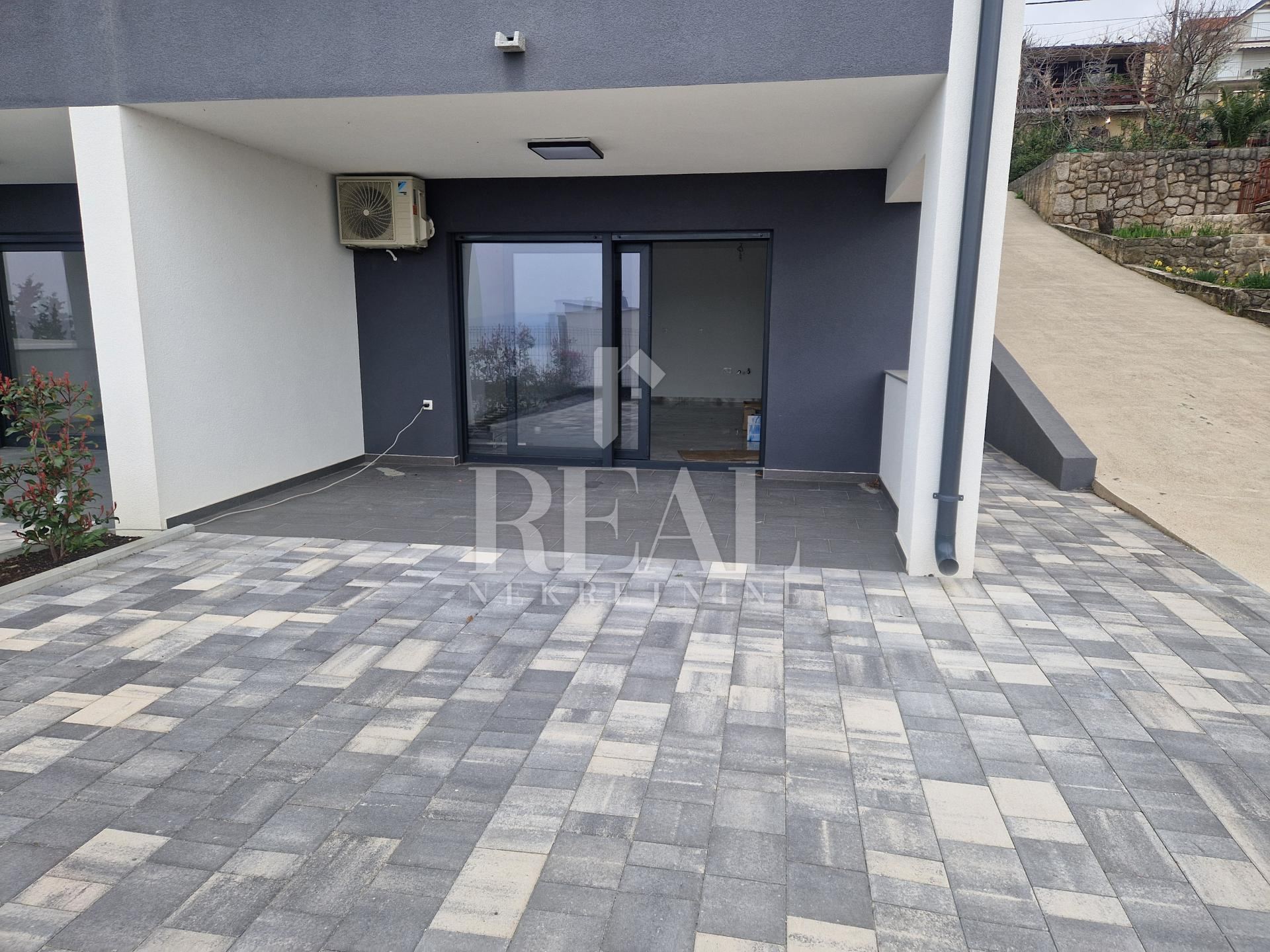 Stan u Crikvenici, 112m², 2 sobe, slika 2