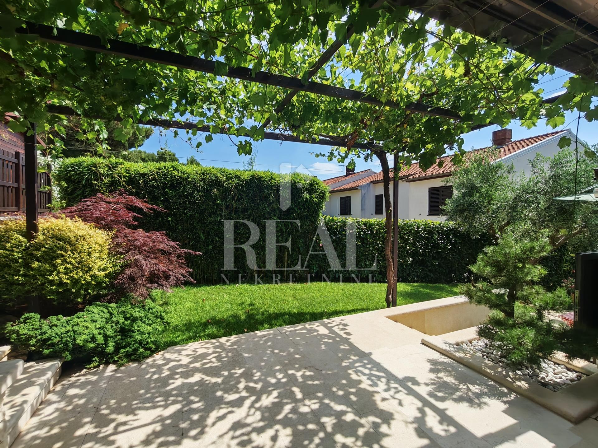 Kuća u Medulinu, 253m², 3 sobe, slika 4