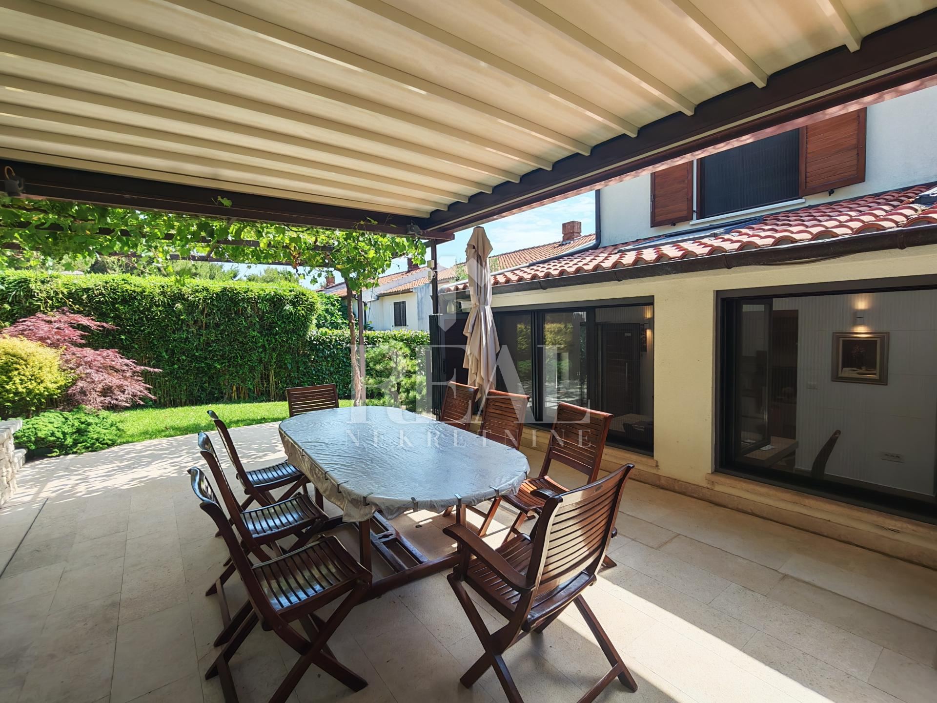 Kuća u Medulinu, 253m², 3 sobe, slika 5