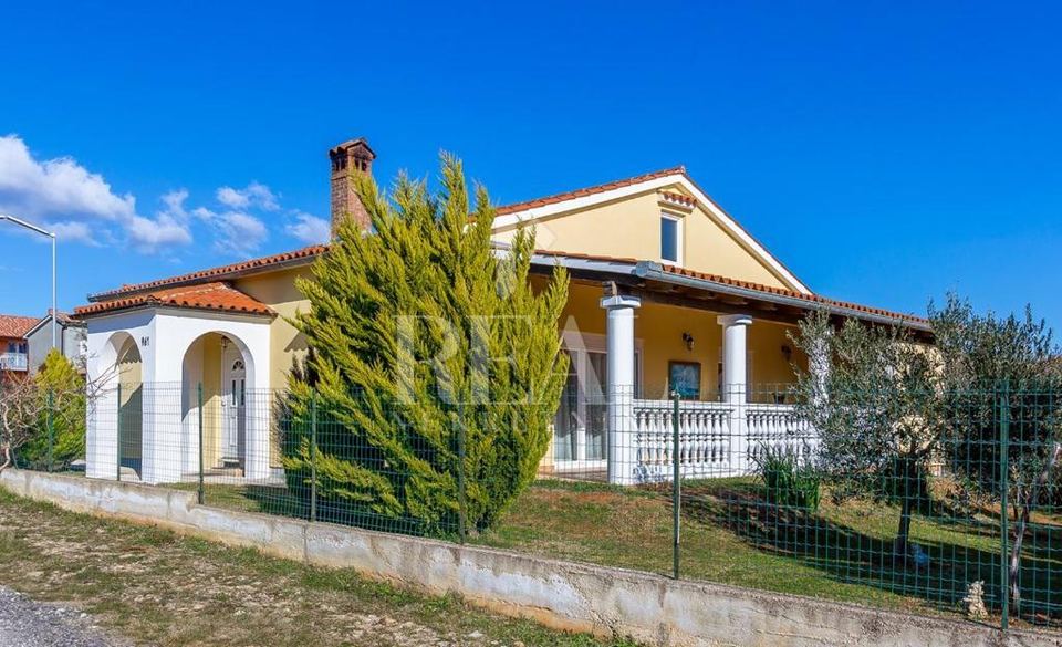 House u Ližnjanu, 255m², 4 sobe, slika 4