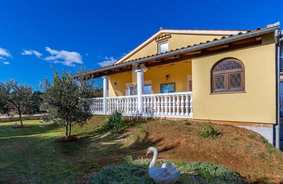 House u Ližnjanu, 255m², 4 sobe, slika 5
