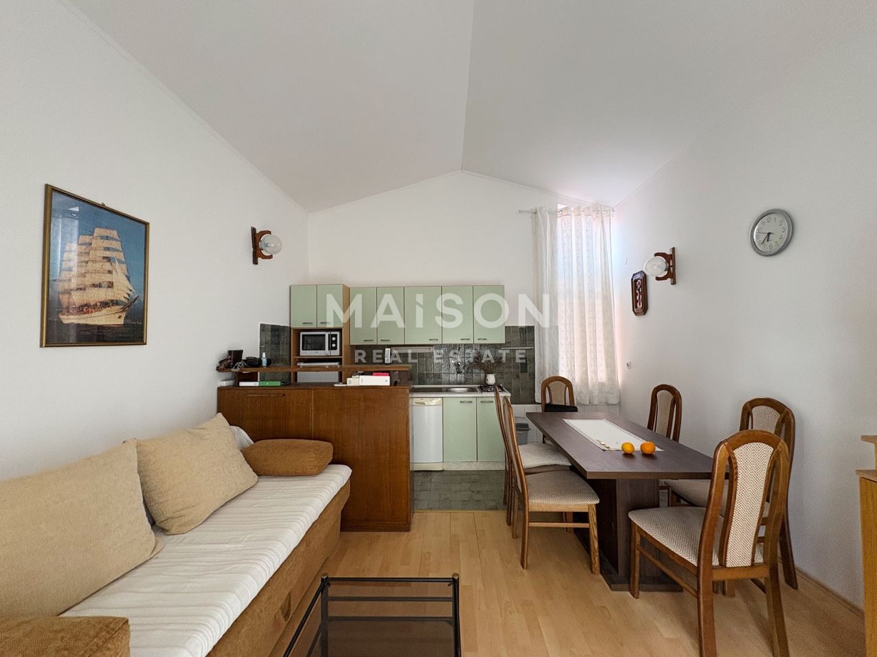 Haus u Rabu, 130m², 5 soba, slika 3