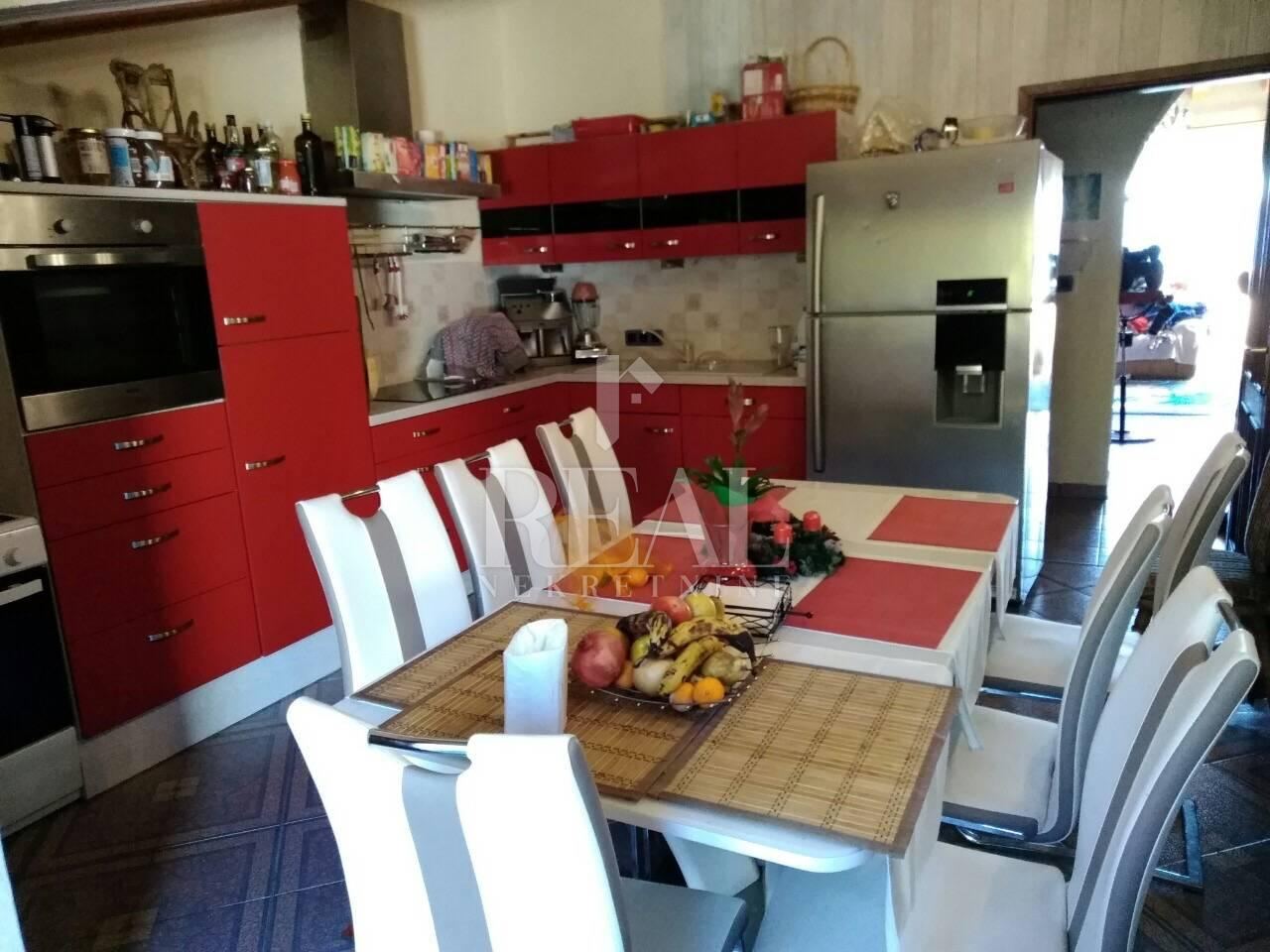 Casa u Crikvenici, 1300m²