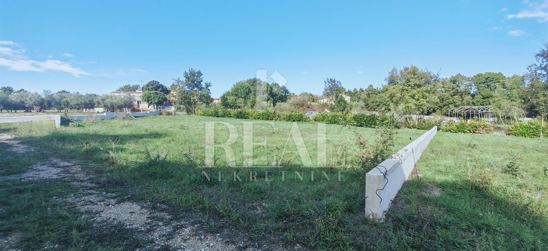 Zemljište u Marčani, 816m², slika 2