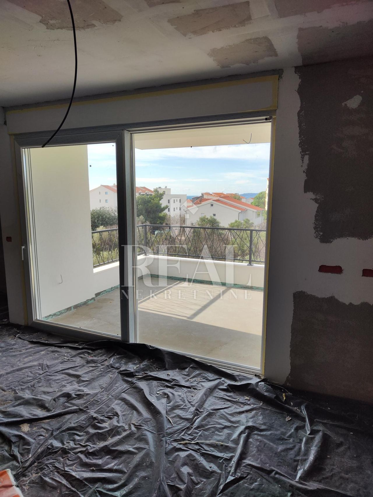 Appartamento u Okrugu, 80m², 3 sobe, slika 3
