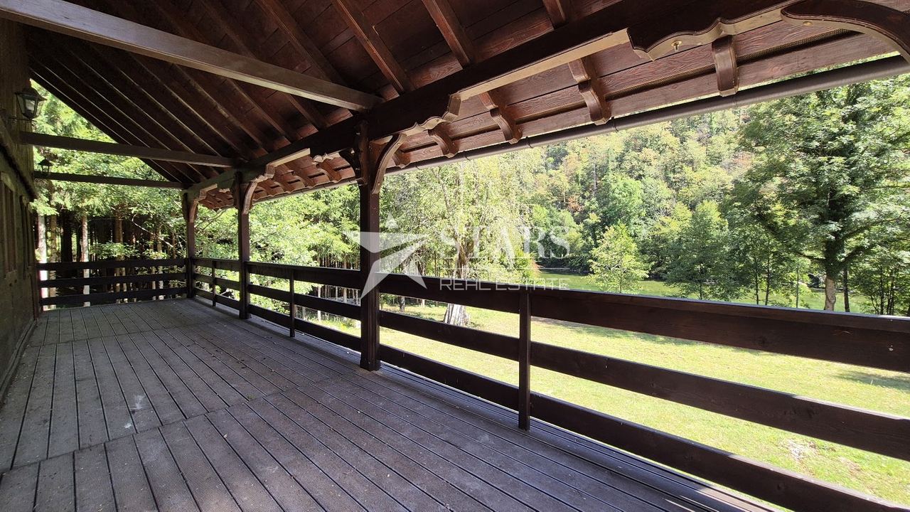 House u Vrbovsku, 250m², slika 4